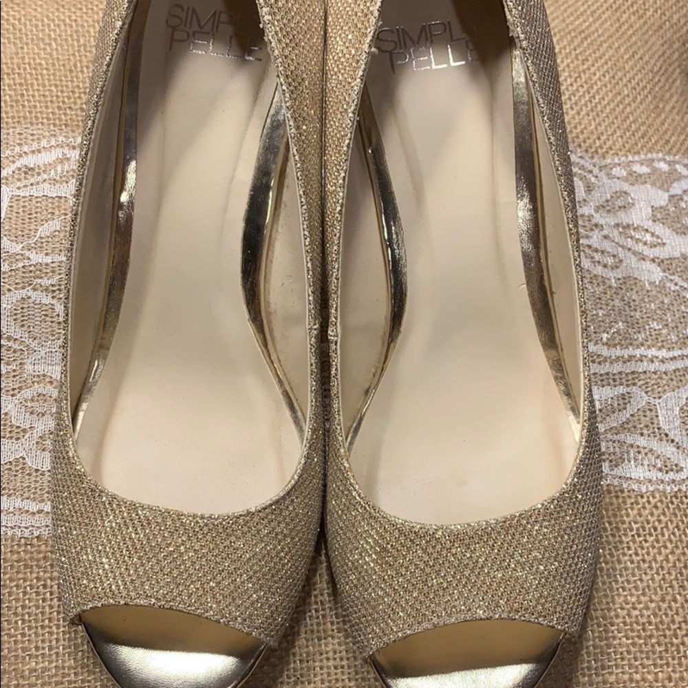 Simply Pelle 7.5
